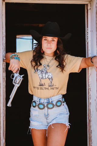 Punchy Hat Tank-037 – The Coyote Cowgirl